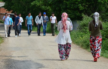 Aşiqlər Küçəsində bərabər yoldaş axtardılar-FOTOLAR