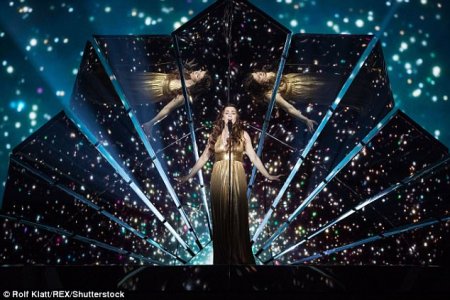 “Eurovision” mahnı müsabiqəsində gözlənilməz evlilik təklifi - VİDEO