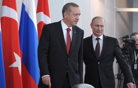 Pekində Putin və Ərdoğan arasında qısa söhbət olub