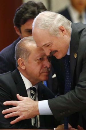 Ərdoğan və Lukaşenkonun diqqət çəkən söhbəti-FOTO