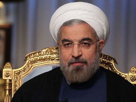 Ruhani: "ABŞ-ərəb sammiti tamaşadır"