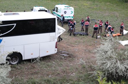 Türkiyədə Dəhşətli QƏZA- 8 ölü, 32 yaralı