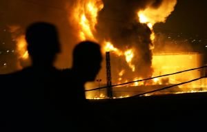 Pakistanda yanacaq çəni yanıb, 123 nəfər ölüb