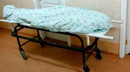 55 yaşlı qadın evində ölü tapıldı