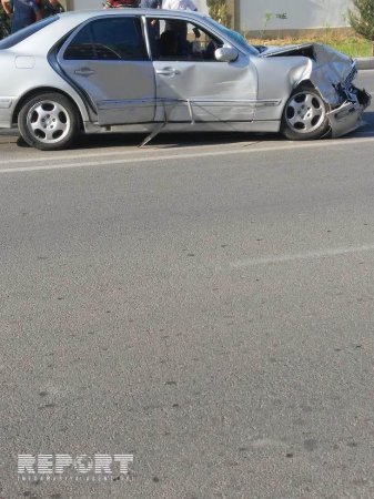 Mingəçevirdə iki avtomobil toqquşdu - xəsarət alan var - FOTO