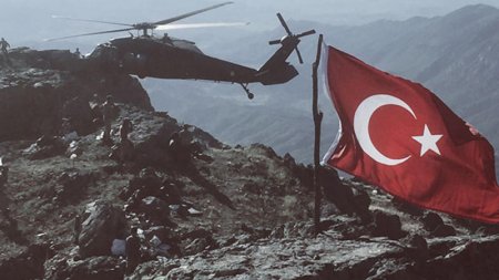PKK-ya zərbə: Terrorçuların milyonlarla dolları dağ başında yandırıldı