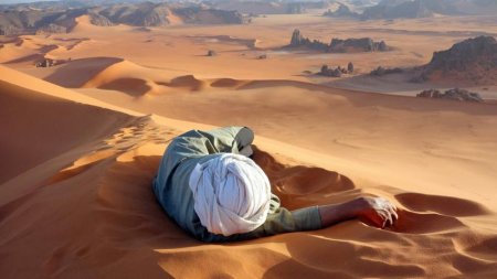 DƏHŞƏT: 50 miqrant səhrada susuzluqdan öldü