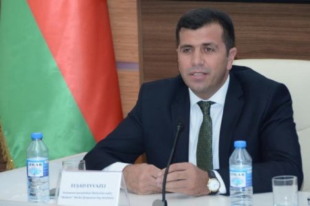 “Qarabağ”la bağlı təhqiredici yazını Elşad Eyvazlı sildirib - Açıqlama