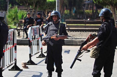 Misirdə terror hücumu: 16 polis əməkdaşı ölüb