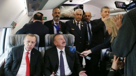 İlham Əliyev “Euronews”a müsahibə verib
