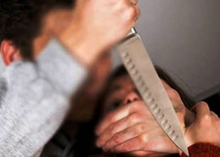 Yevlaxda CİNAYƏT: Qız nişanlısı tərəfindən bıçaqlandı