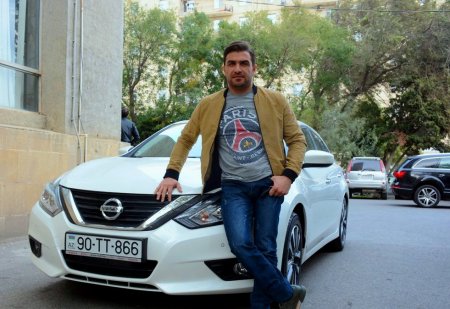 Talıb Tale “Maşın” şoudan qazandığı avtomobilini tanınmaz hala saldı