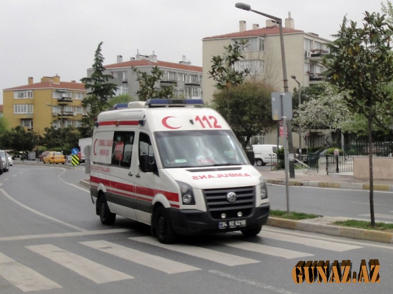 Türkiyədə turist avtobusu aşdı - Xəsarət alanlar var