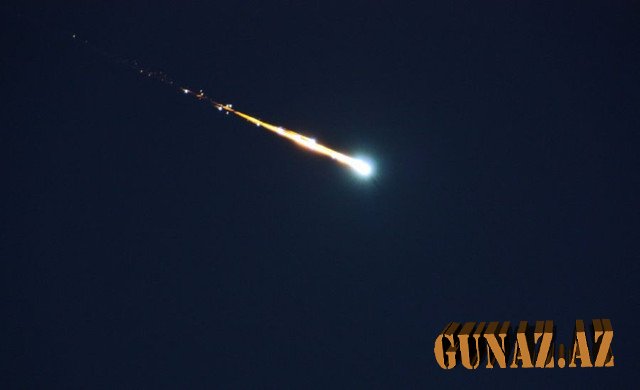 Yaponiyada evinin üstünə meteorit qırıntıları düşdü