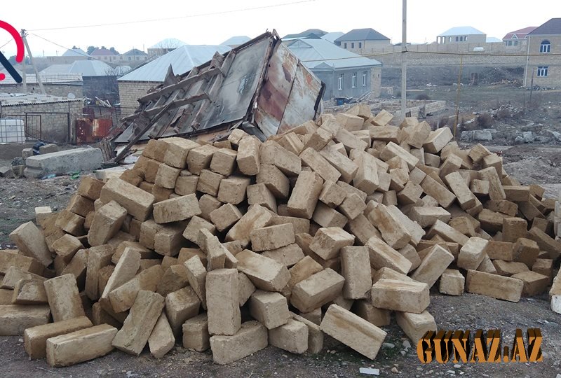 Üzərinə köşk aşan qadın öldü - Foto