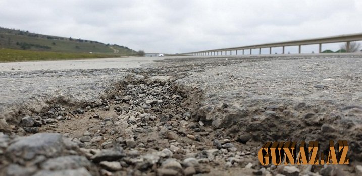 Ziya Məmmədovun yarım milyardlıq beton yolu batan yola necə döndü... - REPORTAJ