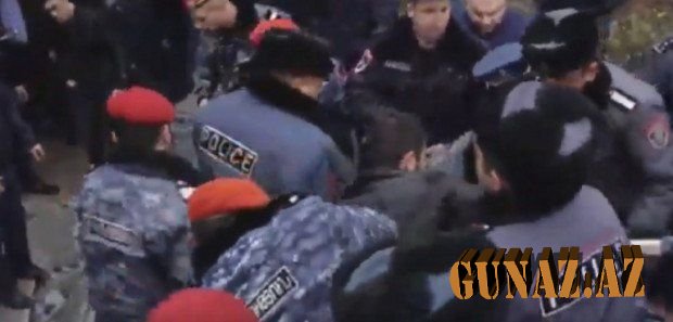 Yerevanda polis aksiya iştirakçılarına güc tətbiq etdi