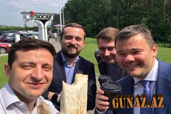 Zelenski "SOCAR" yanacaqdoldurma məntəqəsinə gəldi, lavaşarası dönər yedi - FOTO
