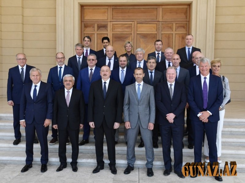 Prezident İlham Əliyev UEFA-nın prezidentinin başçılıq etdiyi nümayəndə heyətini qəbul edib