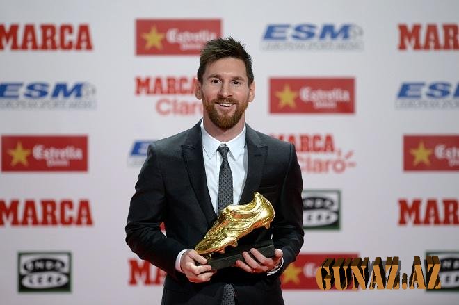 Lionel Messi “Qızıl buts” mükafatını alıb