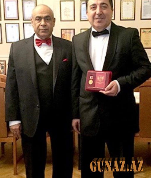 Tanınmış vəkil ali mükafata layiq görüldü-FOTO