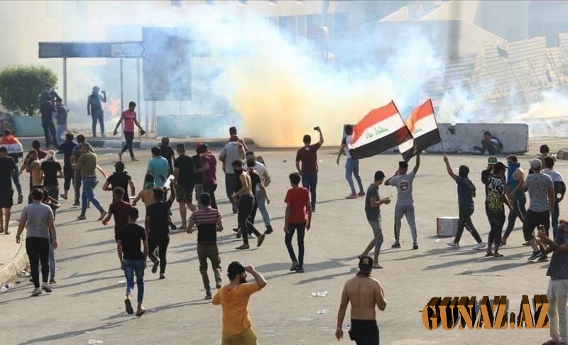 İraqda etirazçılar müxtəlif partiya ofisləri və təhlükəsizlik obyektlərini yandırıblar