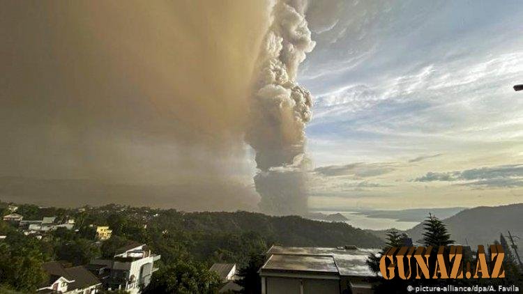 Vulkan püskürdü- 80 min nəfər evakuasiya olundu