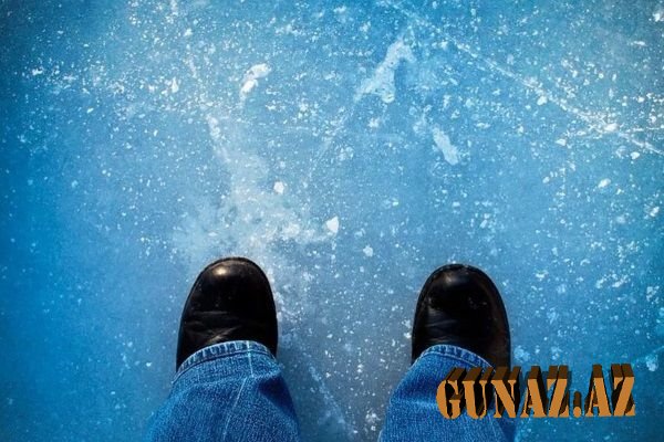 Qazaxıstanın paytaxtında bütün hava reysləri təxirə salındı