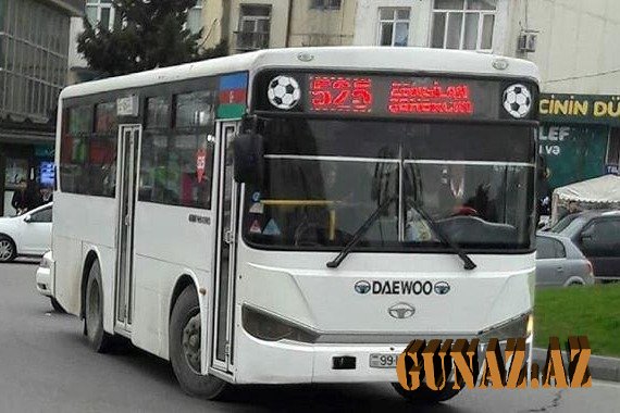 525 saylı avtobus sərnişinlə "zapravka"ya girdi - VİDEO