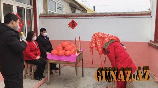 Çində 6 nəfər 2 dəqiqəyə toy etdi – Foto