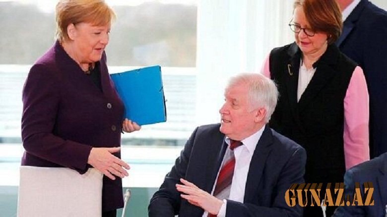 Merkeldən çağırış: Bu bir sınaqdır