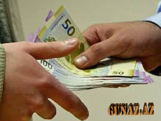 Naməlum şəxs mağazalarda, BORCLARI ÖDƏDİ - VİDEO