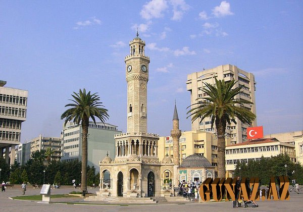 İzmirdə zəlzələ: əhali təşvişdədir