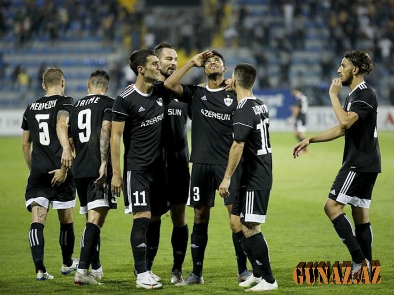 "Beşiktaş" "Qarabağ"ın qapıçısını alır