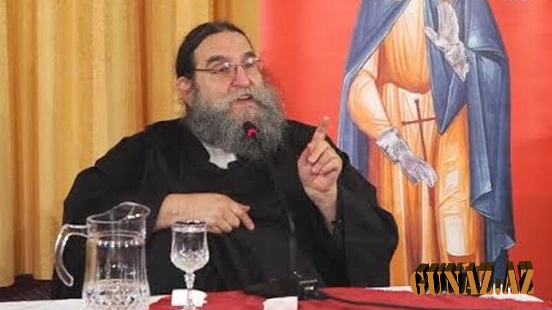 Yunan papaz: "Türklər olmasaydı, Ayasofya çoxdan çökərdi" - VİDEO