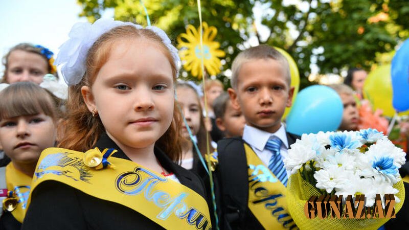 Ukrayna rusdilli MƏKTƏBLƏRİ BAĞLADI