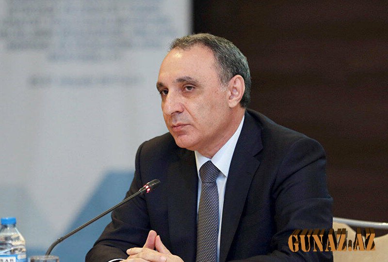 Baş prokurorluq bu şəxsin oğlunu işdən çıxartdı