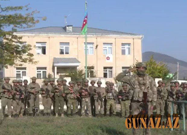 Zəngilanda ucaldılan üçrəngli bayrağımız hansı dövlət binasının qarşısında dalğalanır?
