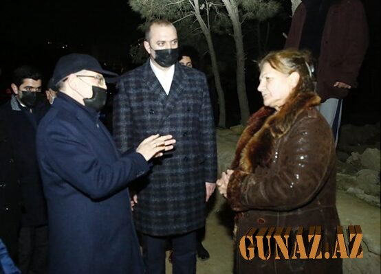 “Evlərə ziyan dəyməyib” - İcra başçısı sürüşmə ərazisində