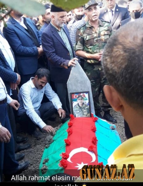 Qol saatını anasına göndərən şəhid əsgər Qol saatını anasına göndərən şəhid əsgər