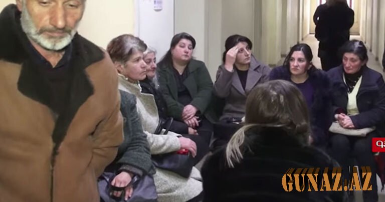 “Uşaqlarımızı Qarabağdan geri qaytarın!” - Erməni valideynlər AYAĞA QALXDI