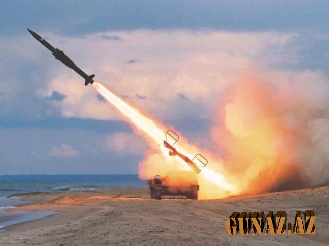 Pakistan ballistik raketi sınaqdan keçirdi - VİDEO