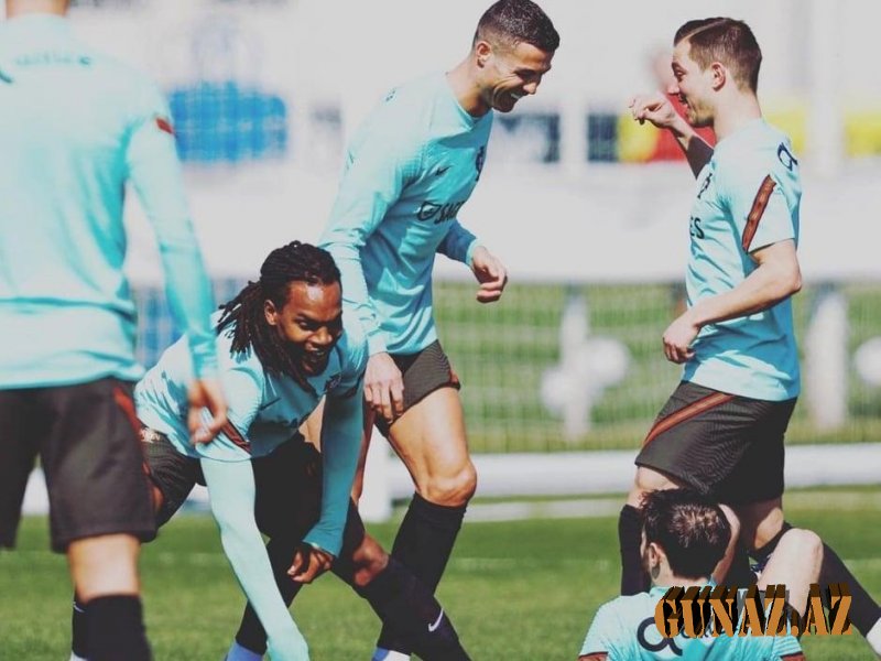 Ronaldo Azərbaycanla oyuna belə hazırlaşır - FOTOLAR