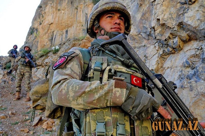 Türkiyə hərbçiləri terrorçuları MƏHV ETDİ