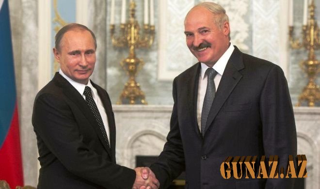 Lukaşenko Putinlə 3 saatdır müzakirə aparır