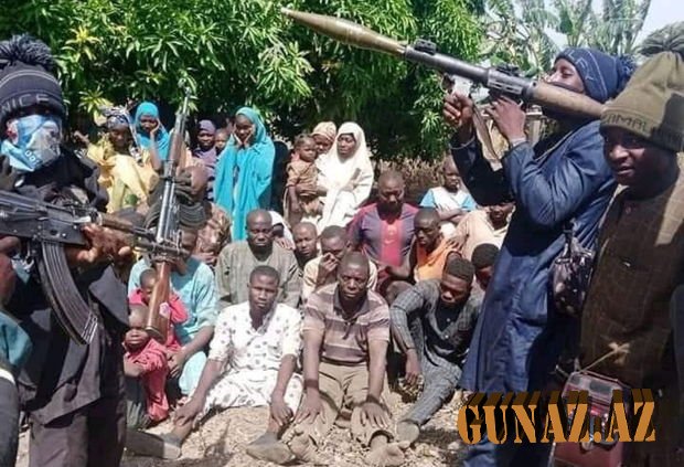 Nigeriyada yaraqlılar 200 məktəblini qaçırdı