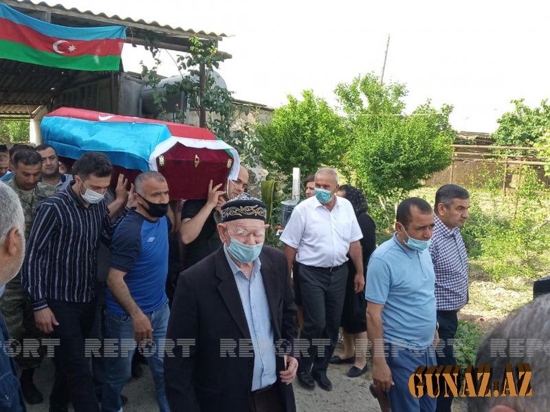 Vətən müharibəsi şəhidinin cənazəsi Bakıya gətirilir-FOTOlar