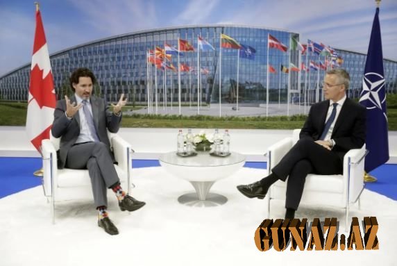 Corabları ilə NATO sammitinə damğasını vuran lider kimdir?