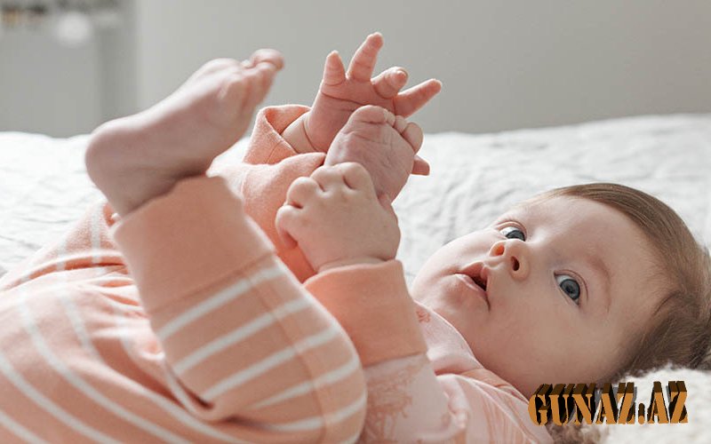 Bakıda uşaq şirniyyatının içindən elə birşey çıxdı ki...- ŞOK FOTO