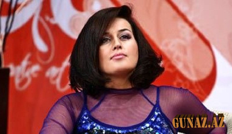 Toylar başlayır: Elzadan pulsuz şeir, Manafdan endirim…